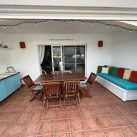 Sunny Villa In The Marina - Excellent Water Views Jolly Harbour Eksteriør billede