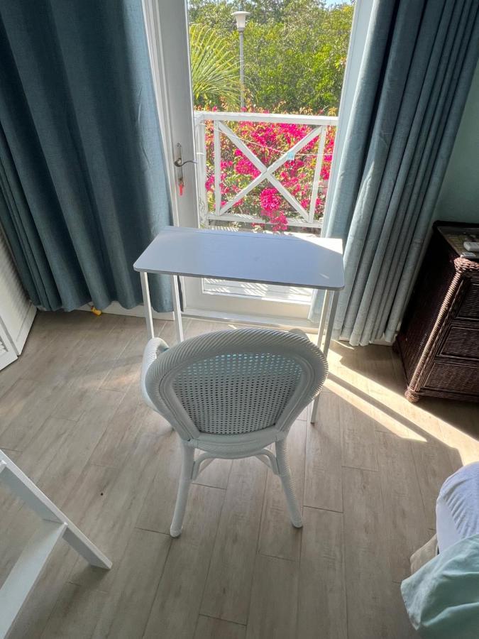 Sunny Villa In The Marina - Excellent Water Views Jolly Harbour Eksteriør billede