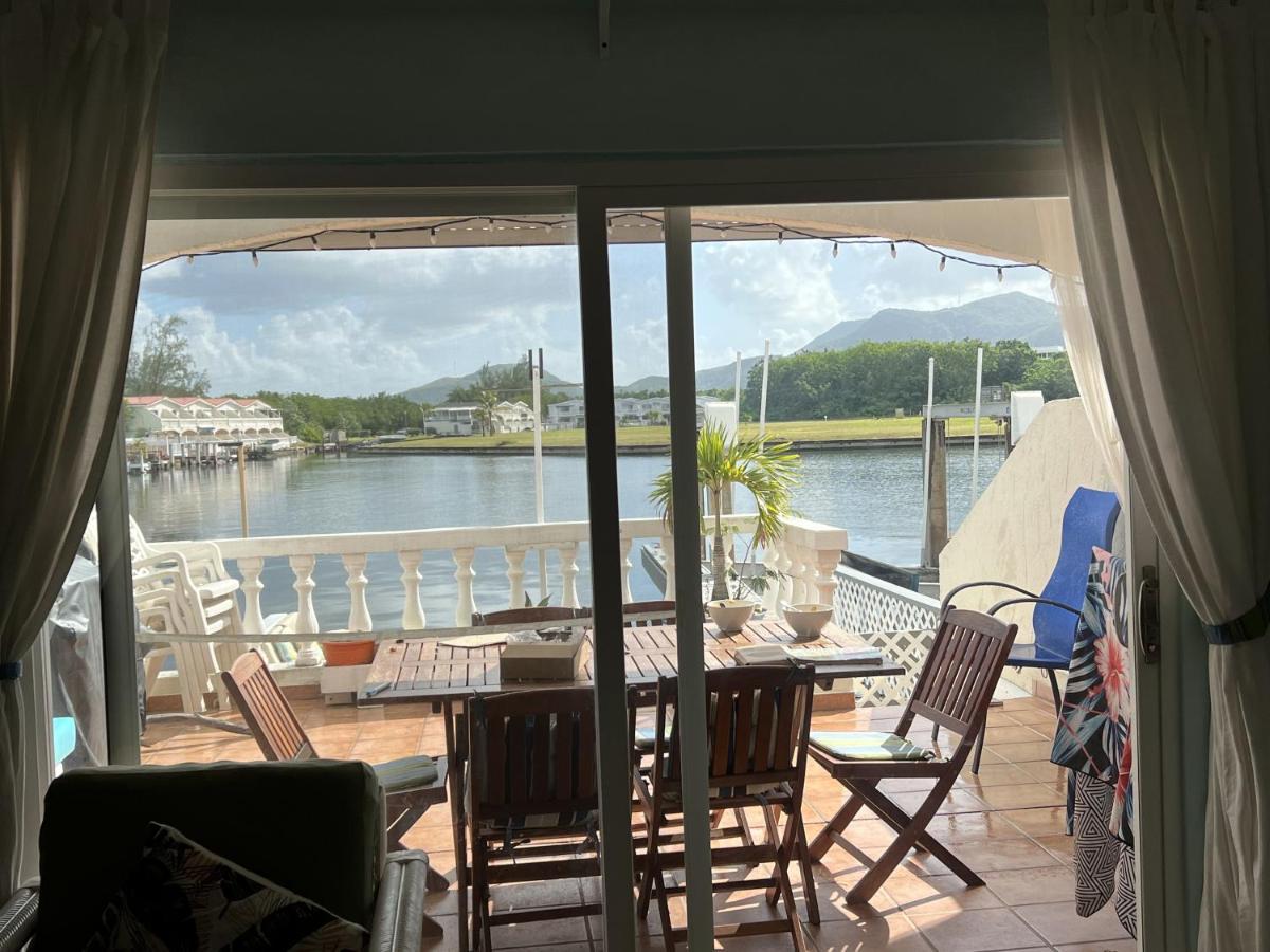 Sunny Villa In The Marina - Excellent Water Views Jolly Harbour Eksteriør billede